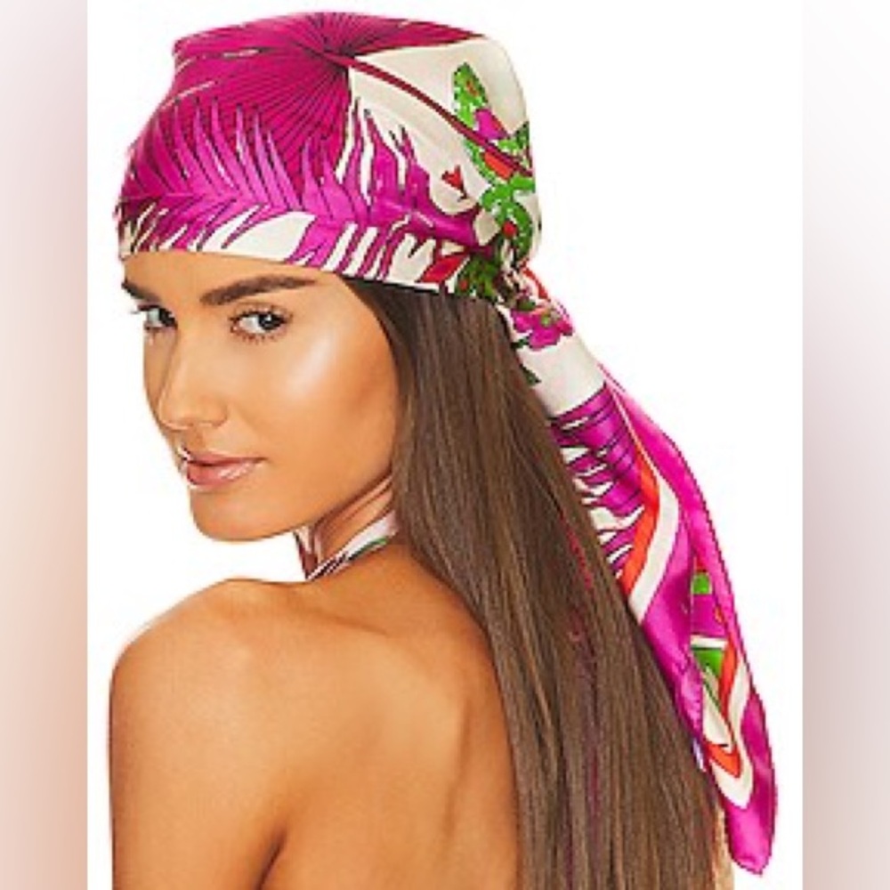 Cult Gaia headscarf